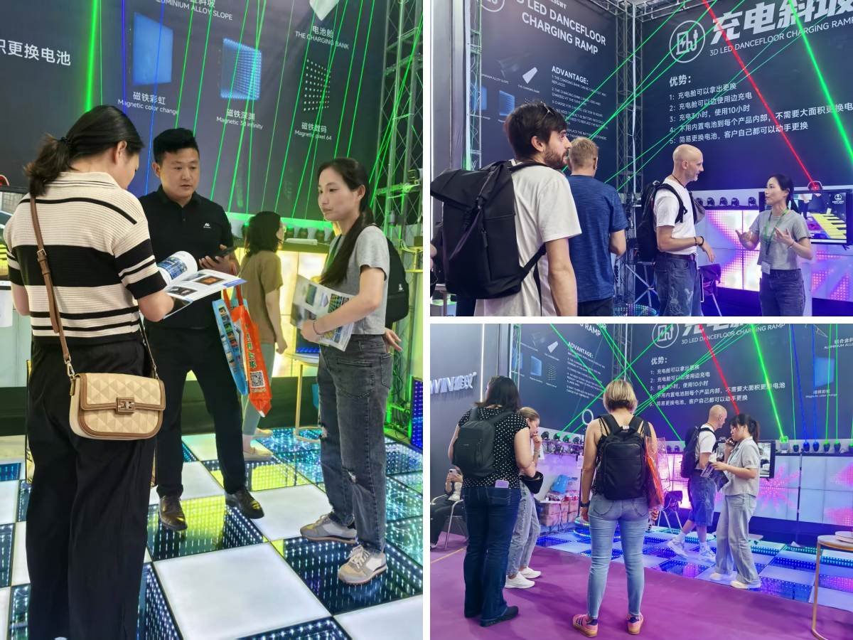 Klienci przeglądają katalog LED dance floor, które produkujemy