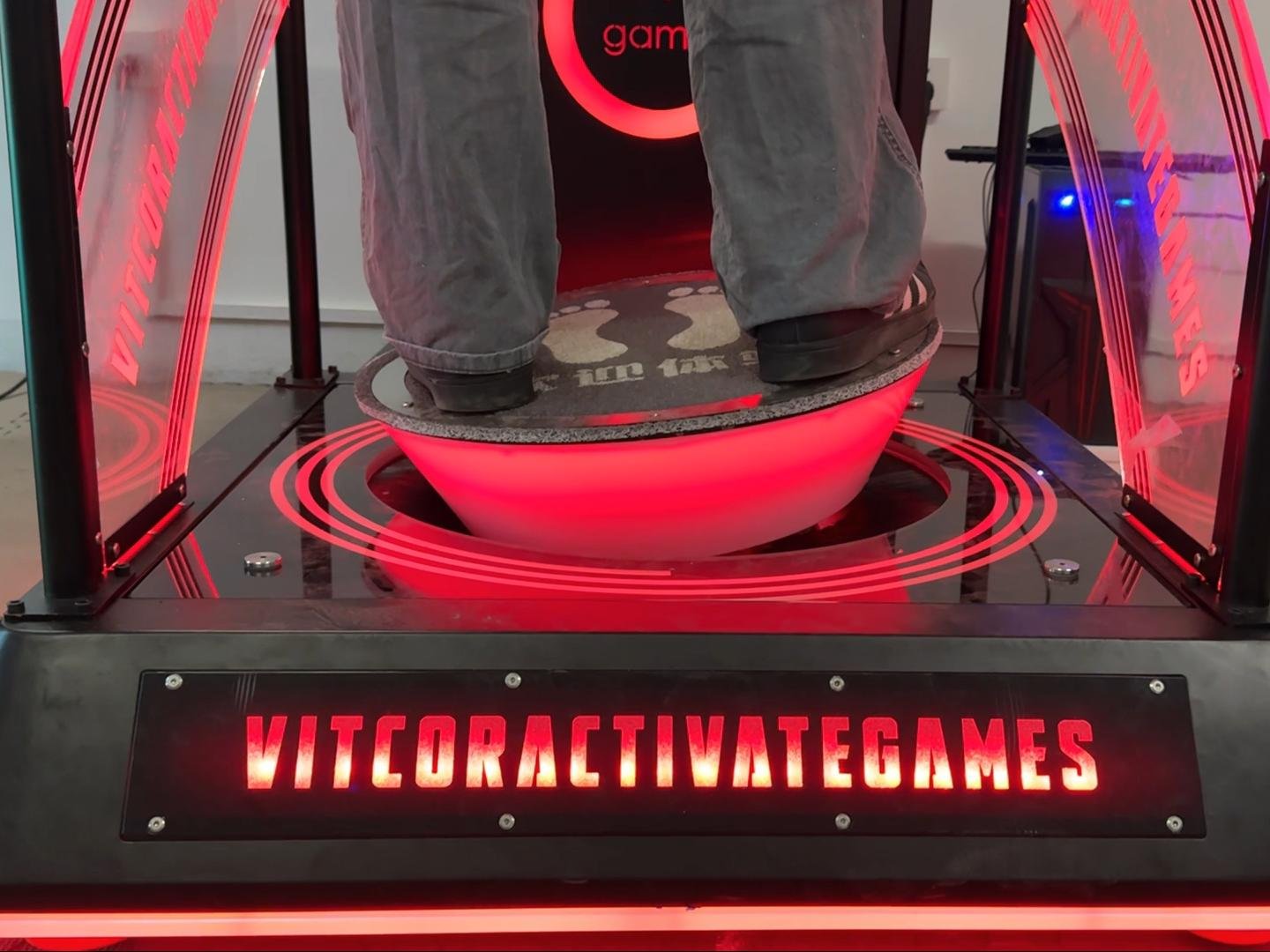 Detail of the gravity sensing platform. Players adjust their body center of gravity to control the movement of characters in the game.