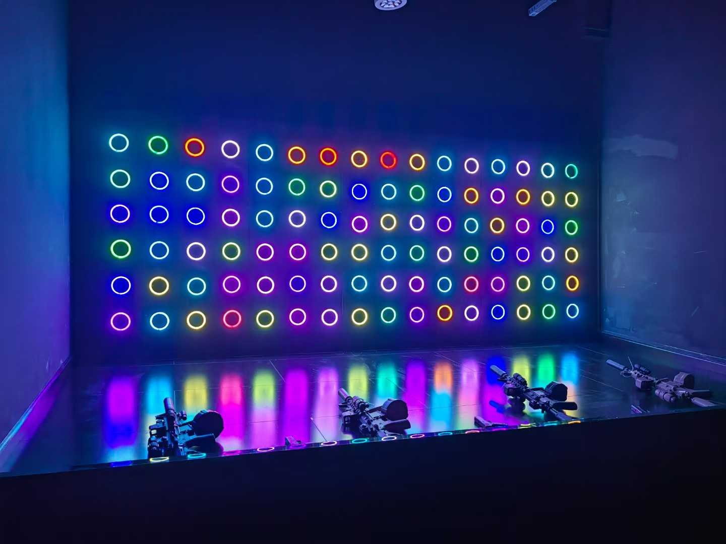 Imagen de la sala después de la instalación del juego HydroBlaster - Gel Strike Shooting