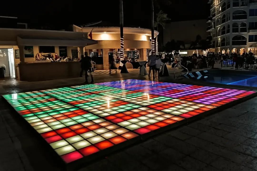 Interaktiver Spielboden – Mobile Version – Outdoor-Nachtparty